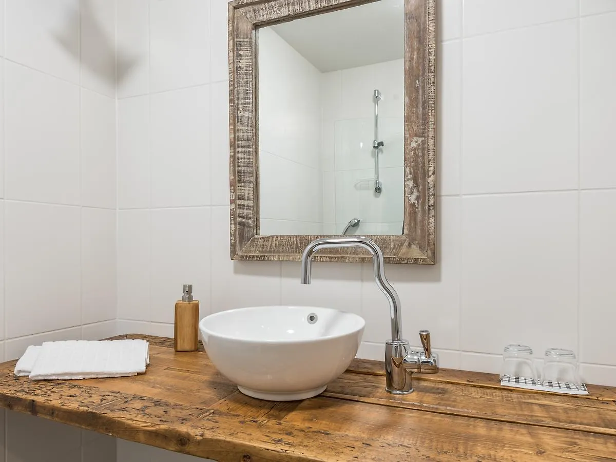 Villa Jokivarsi Bed & Breakfast Βάνταα 3*,